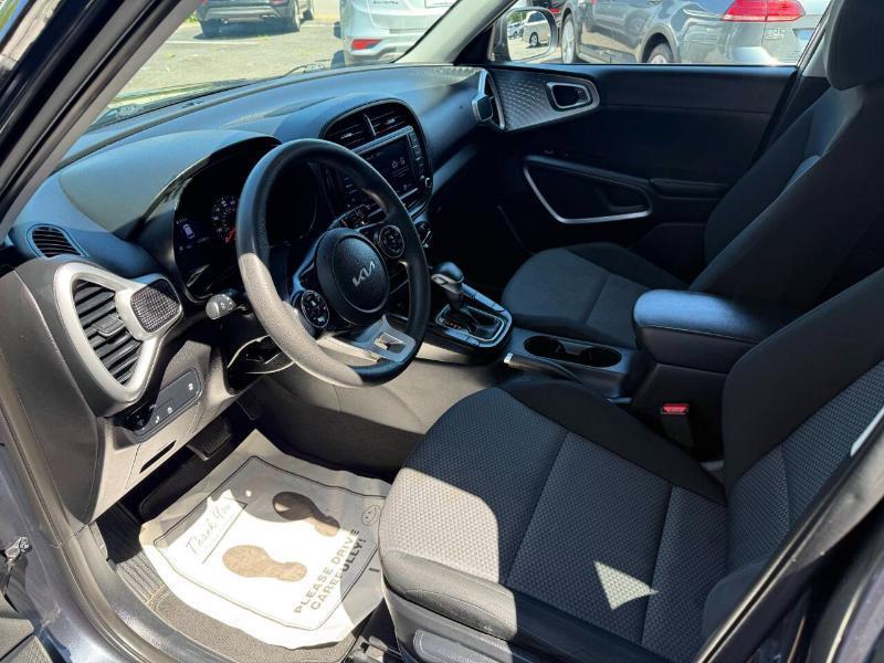 Kia Soul LX CVT 2022
