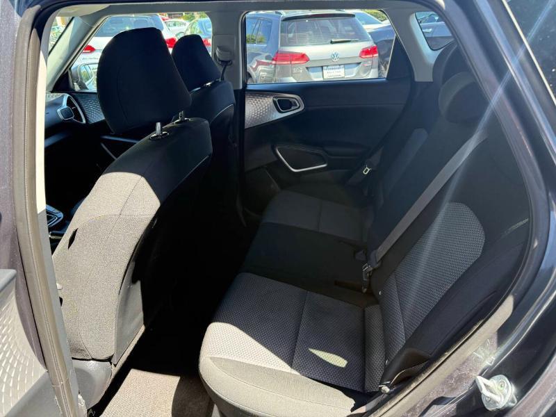 Kia Soul LX CVT 2022