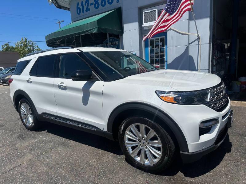 Ford Explorer Hybrid Limited 2022