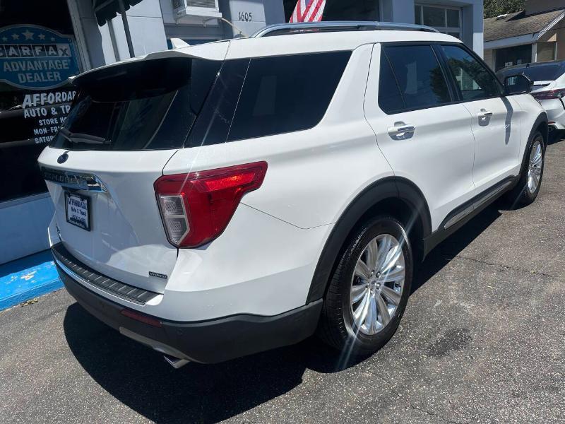 Ford Explorer Hybrid Limited 2022