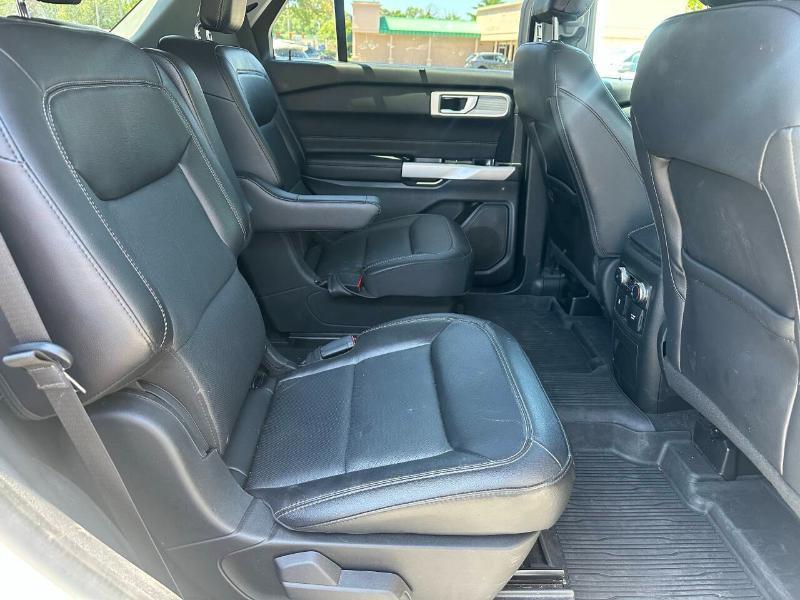 Ford Explorer Hybrid Limited 2022