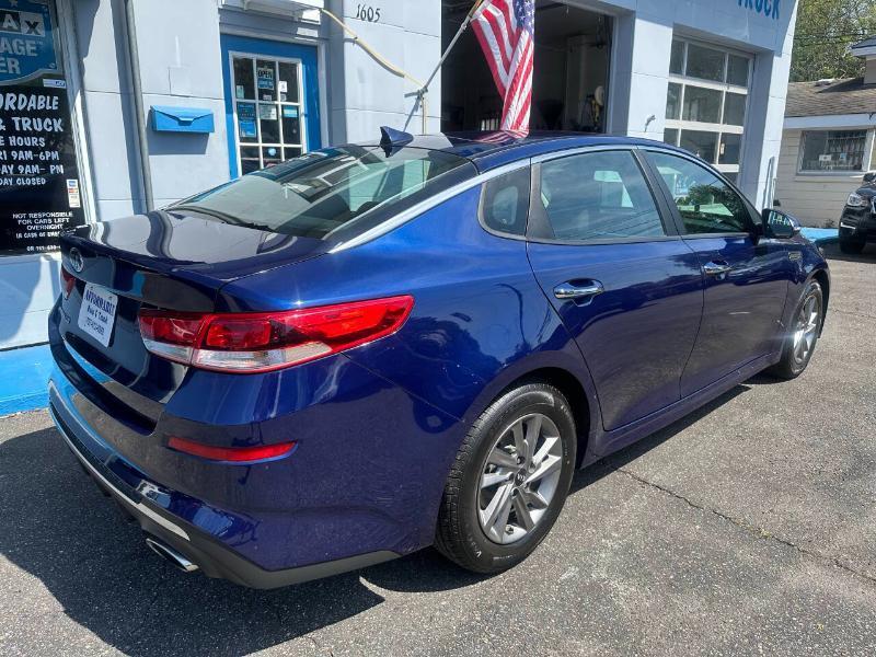 Kia Optima LX 2020