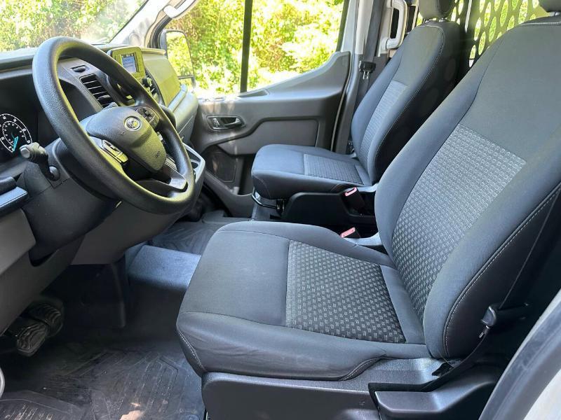 Ford Transit 250 Van 2025