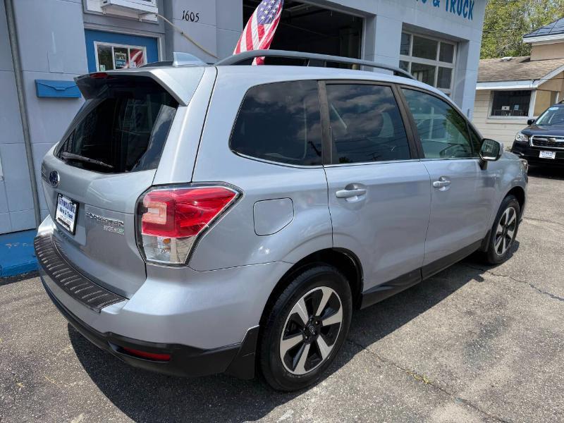 Subaru Forester 2.5i Limited 2017