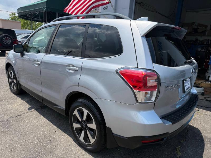 Subaru Forester 2.5i Limited 2017
