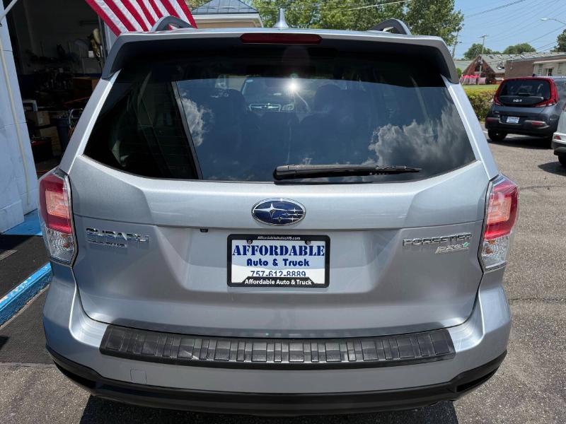 Subaru Forester 2.5i Limited 2017