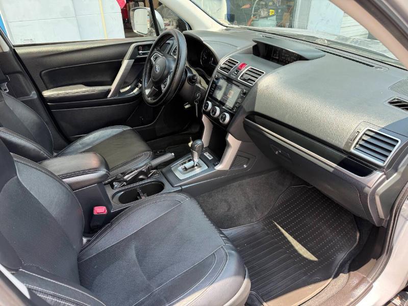 Subaru Forester 2.5i Limited 2017