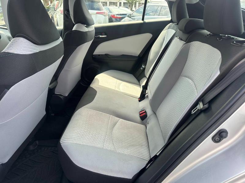 Toyota Prius Two 2018