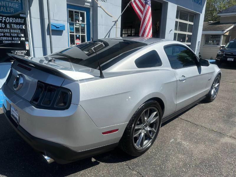 Ford Mustang GT Premium 2D Coupe 2012