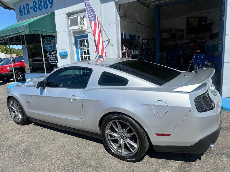 Ford Mustang GT Premium 2D Coupe 2012