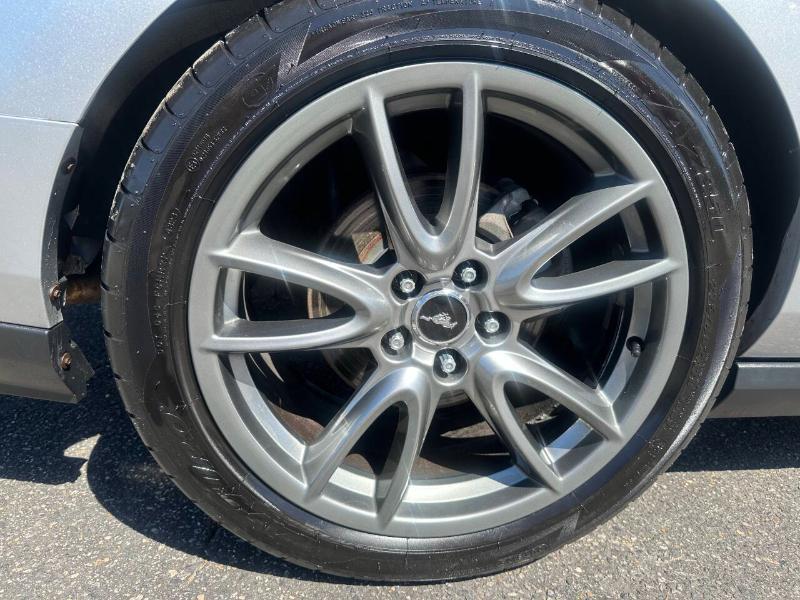 Ford Mustang GT Premium 2D Coupe 2012