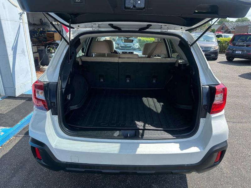 Subaru Outback 2.5i Premium 2019