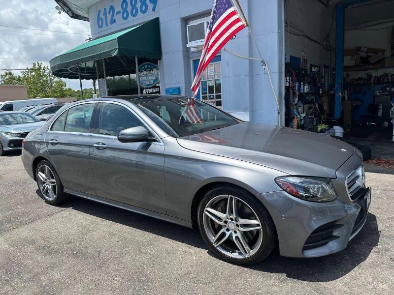 Mercedes-Benz E-Class E300 Luxury 4MATIC Sedan 2017