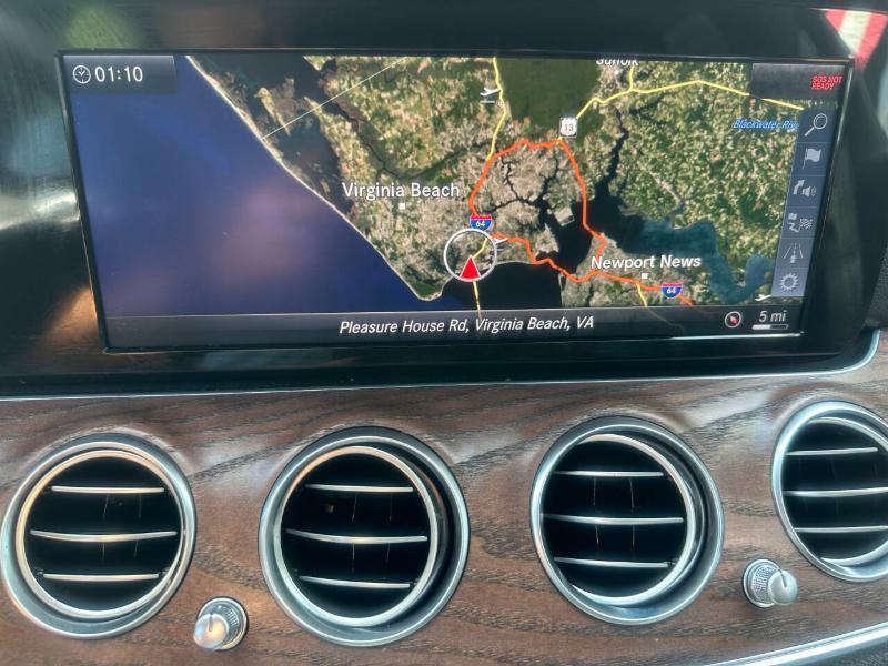 Mercedes-Benz E-Class E300 Luxury 4MATIC Sedan 2017