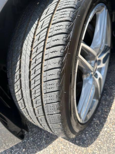 Mercedes-Benz E-Class E300 Luxury 4MATIC Sedan 2017