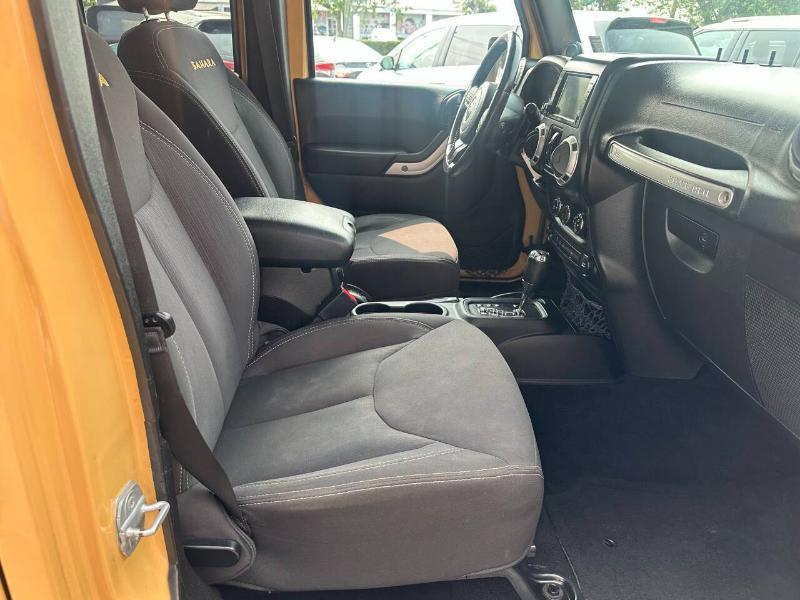 Jeep Wrangler Unlimited Sahara 4WD 2013