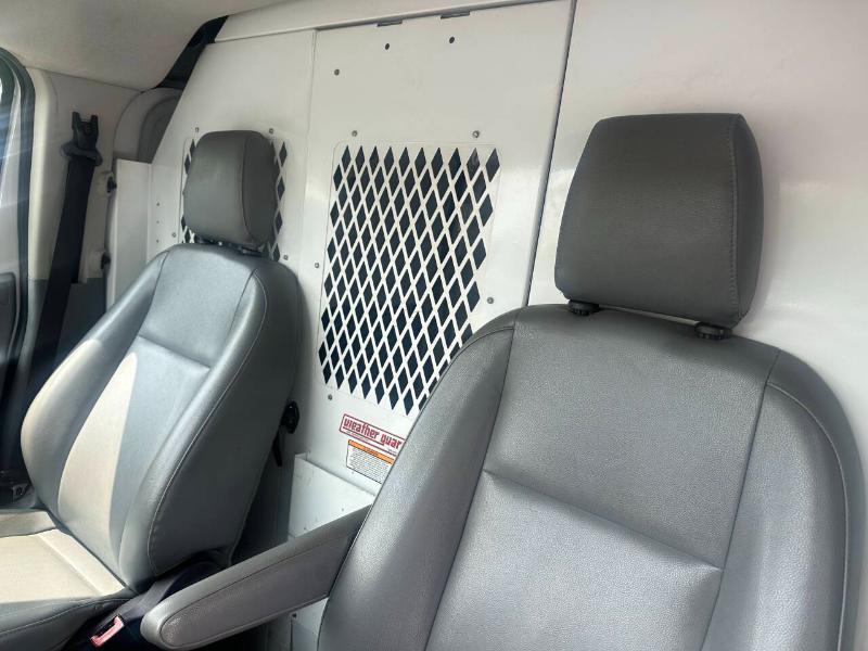 Ford Transit 250 Van Low Roof 60/40 Pass.130-in. WB 2015