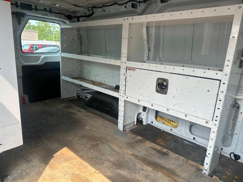 Ford Transit 250 Van Low Roof 60/40 Pass.130-in. WB 2015