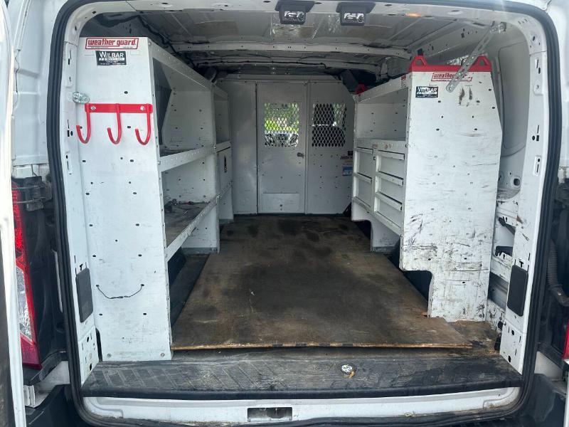 Ford Transit 250 Van Low Roof 60/40 Pass.130-in. WB 2015