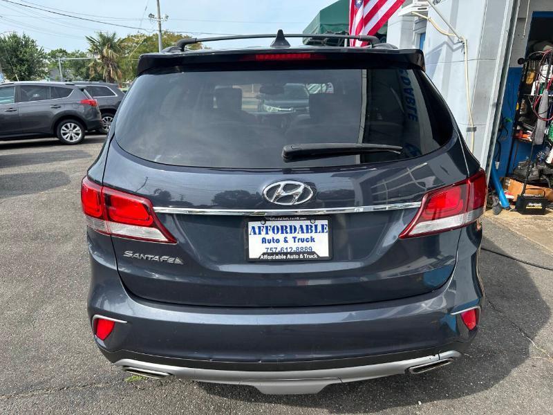 Hyundai Santa Fe SE FWD 2018
