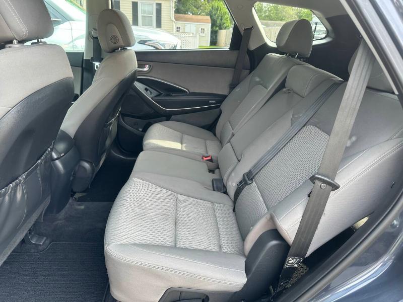 Hyundai Santa Fe SE FWD 2018