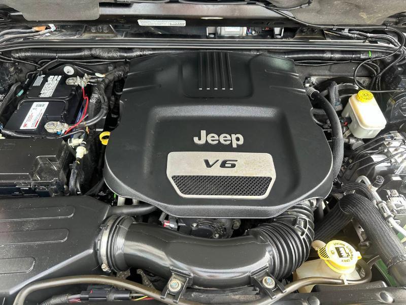 Jeep Wrangler Rubicon 4WD 2014
