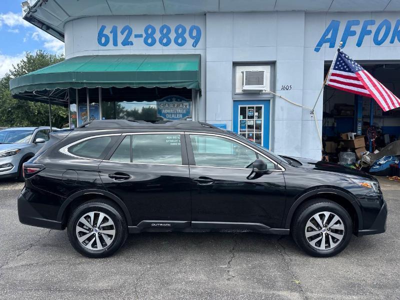 Subaru Outback Base 2021