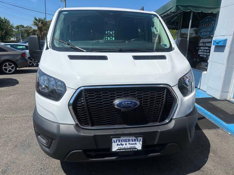 Ford Transit 250 Van 2025
