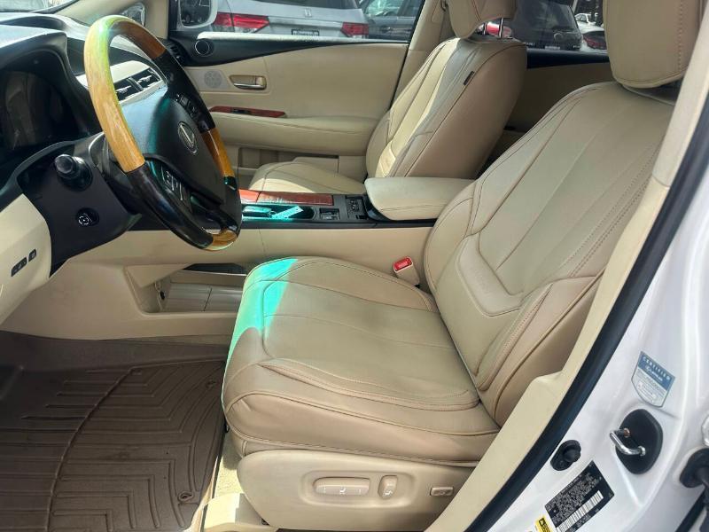 Lexus RX 350 FWD 2011