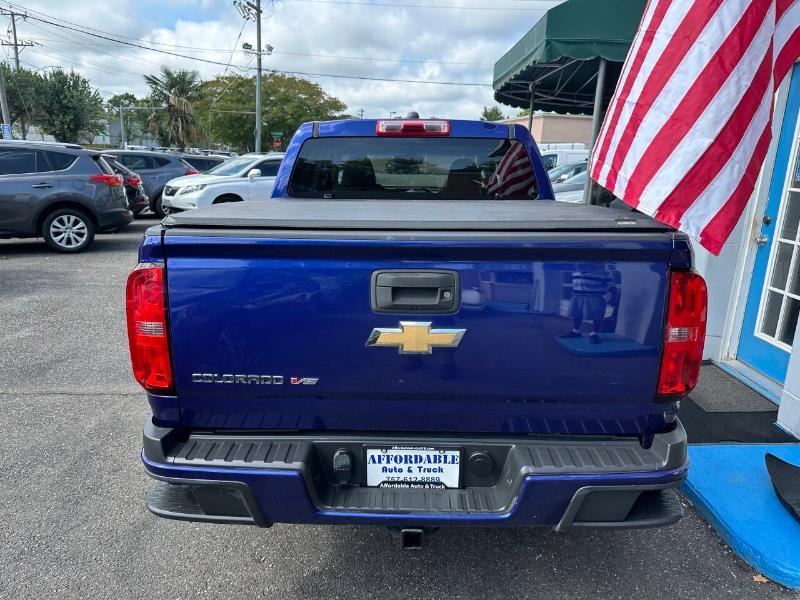 Chevrolet Colorado Work Truck Crew Cab 2WD Short Box 2017
