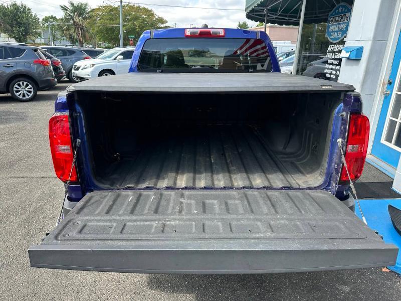 Chevrolet Colorado Work Truck Crew Cab 2WD Short Box 2017