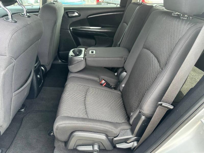 Dodge Journey SXT AWD 2012
