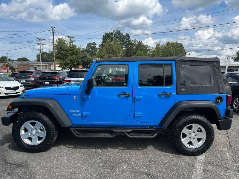 Jeep Wrangler Unlimited Sport 4WD 2011