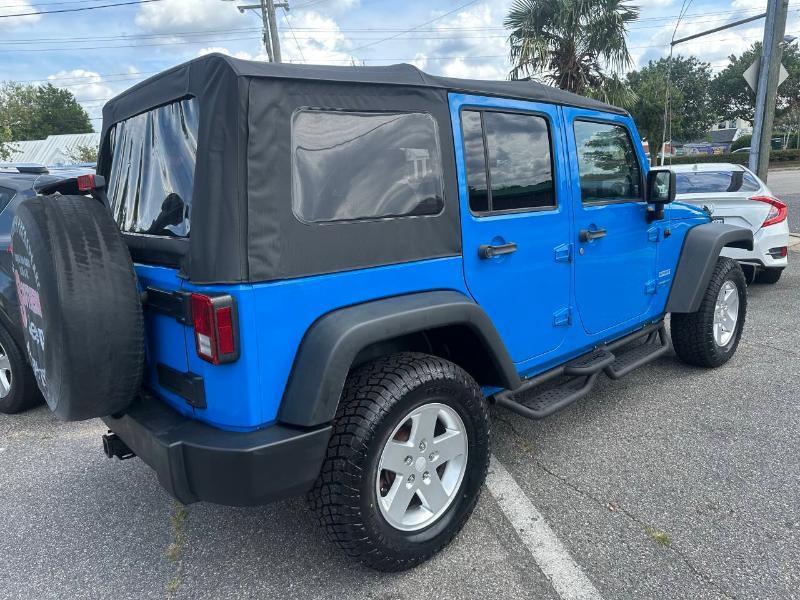 Jeep Wrangler Unlimited Sport 4WD 2011