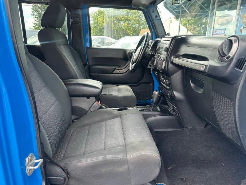 Jeep Wrangler Unlimited Sport 4WD 2011