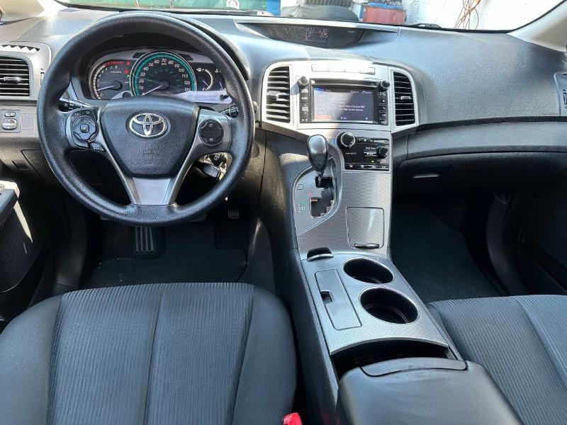 Toyota Venza LE I4 AWD 2014