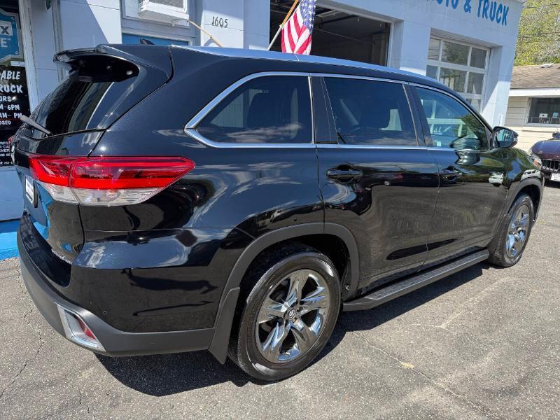 Toyota Highlander Limited Platinum AWD V6 2017