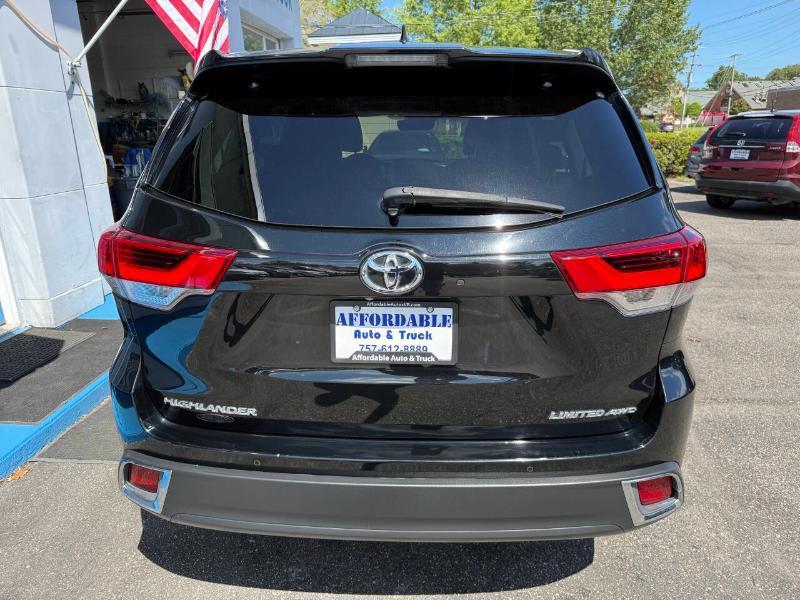 Toyota Highlander Limited Platinum AWD V6 2017