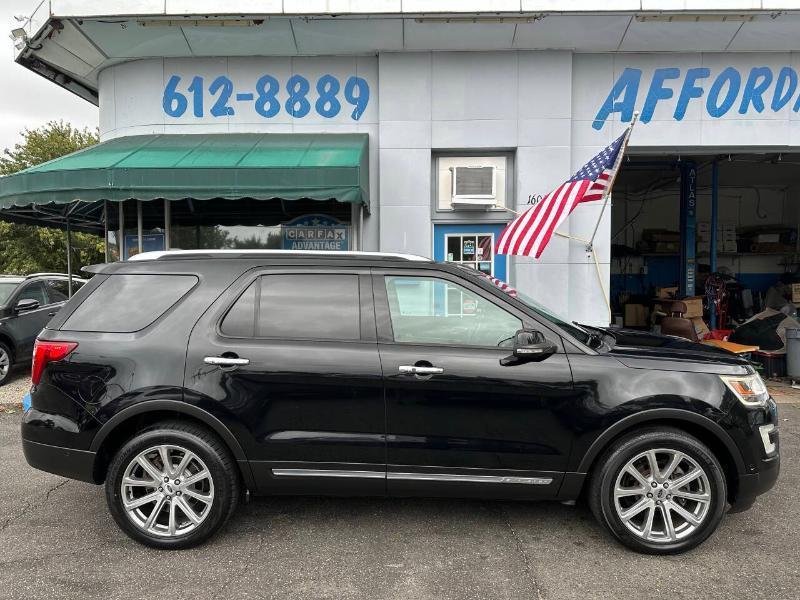Ford Explorer Limited 4WD 2017