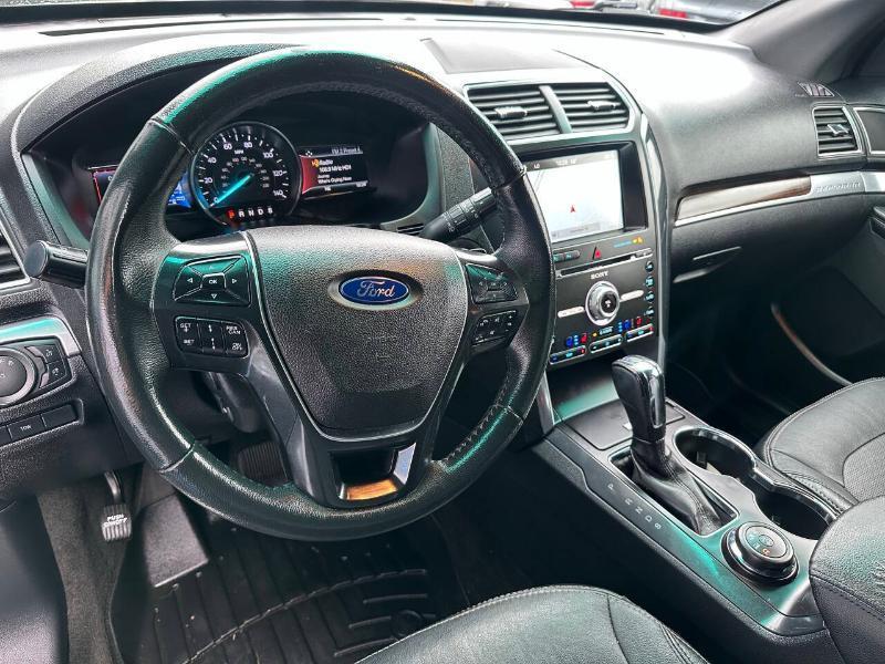 Ford Explorer Limited 4WD 2017