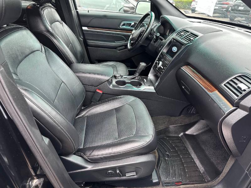 Ford Explorer Limited 4WD 2017