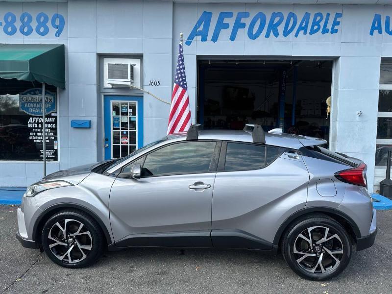 Toyota C-HR XLE 4D SUV 2019