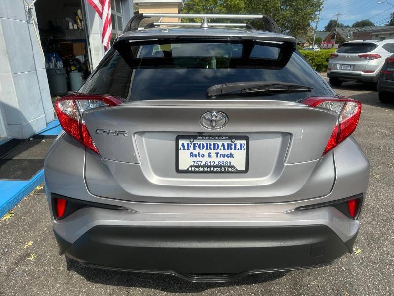 Toyota C-HR XLE 4D SUV 2019