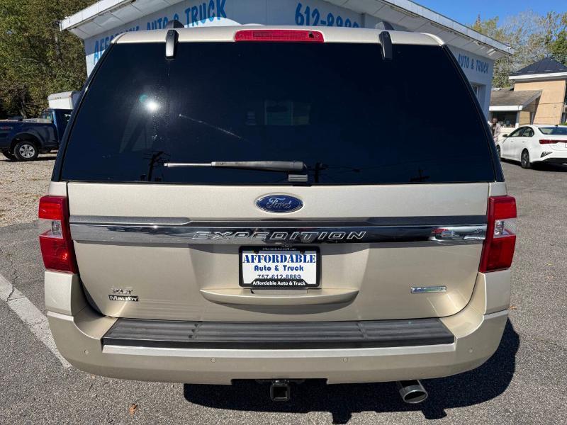 Ford Expedition EL XLT 4WD 2017