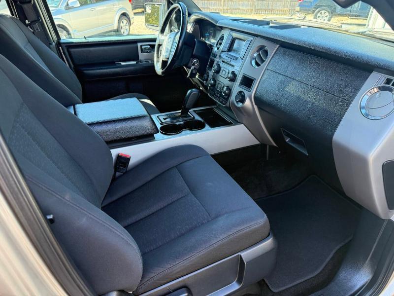 Ford Expedition EL XLT 4WD 2017