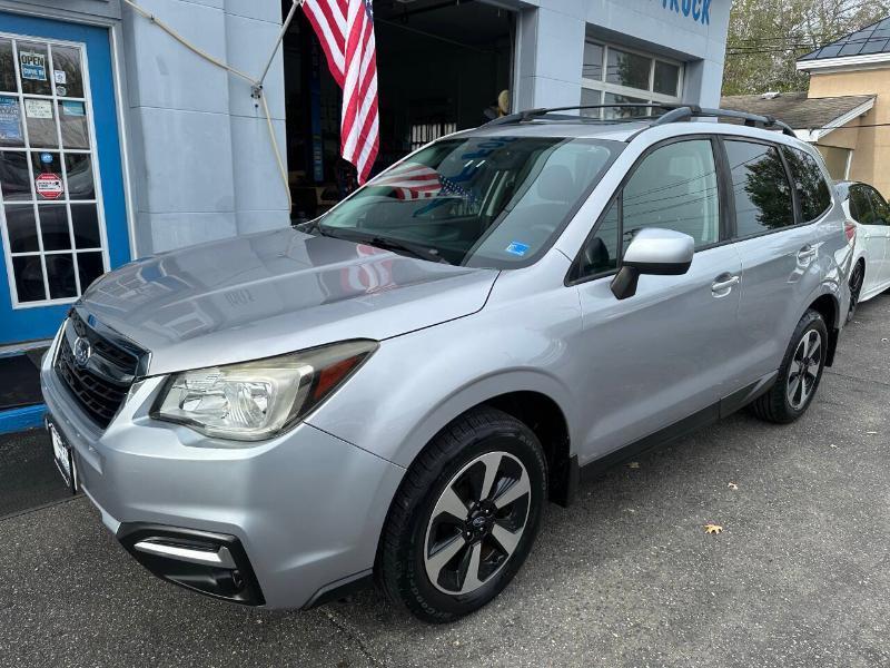 Subaru Forester 2.5i Premium PZEV CVT 2017