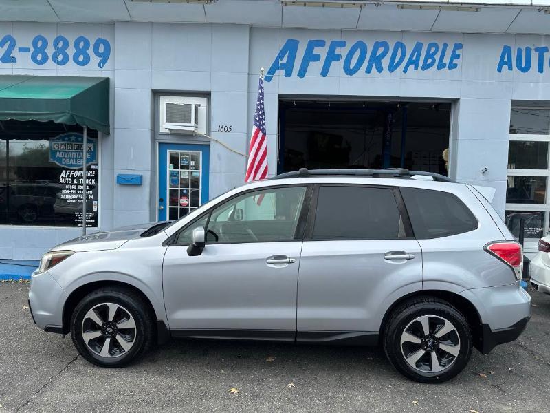 Subaru Forester 2.5i Premium PZEV CVT 2017