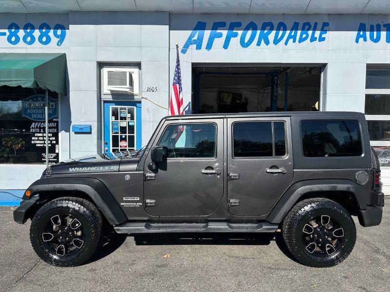 Jeep Wrangler Unlimited Sport 4WD 2017