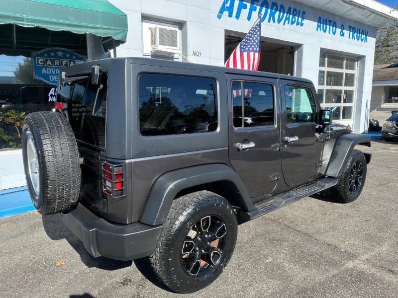 Jeep Wrangler Unlimited Sport 4WD 2017