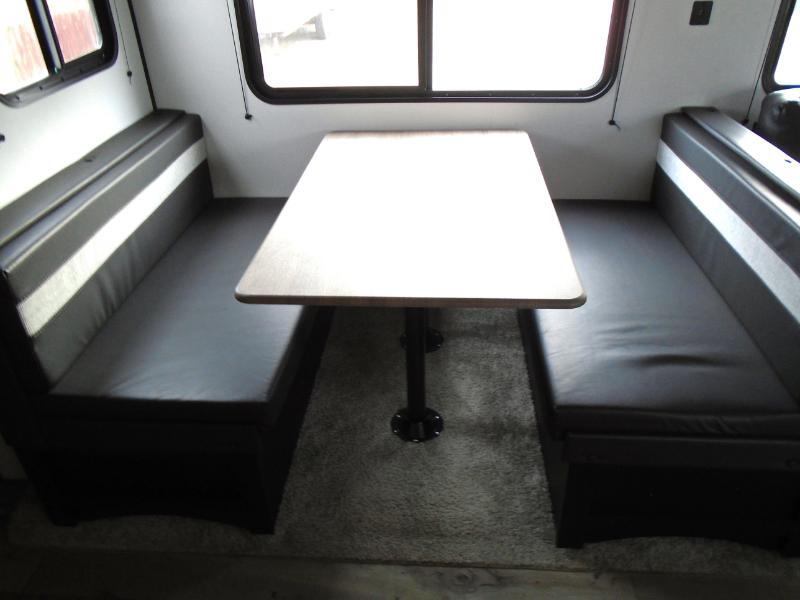 Keystone RV Springdale  2022